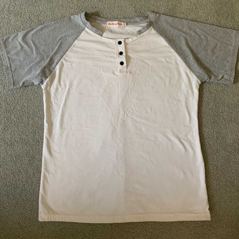 Women raglan shirt
